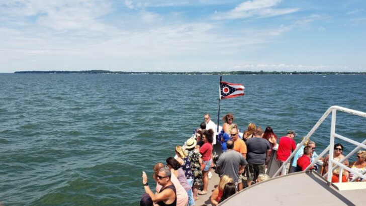 The 12 Ohio Boat Tours That Make Summer Weekends Feel Like A Vacation