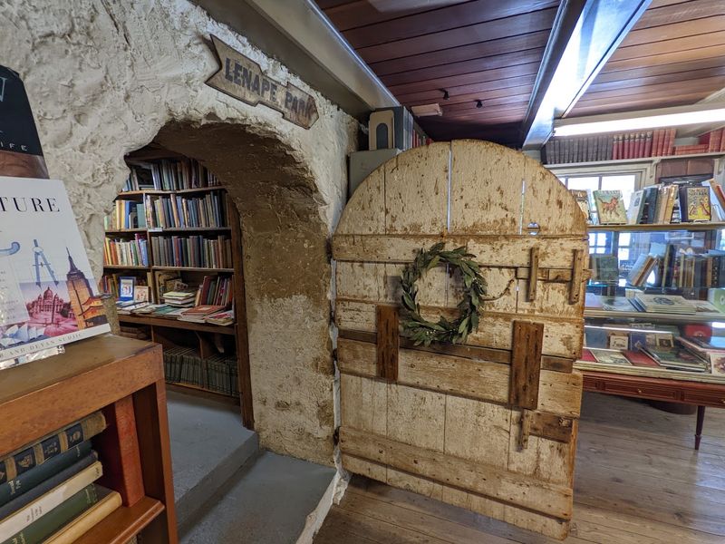 A Barn That Became A Book Lover's Landmark