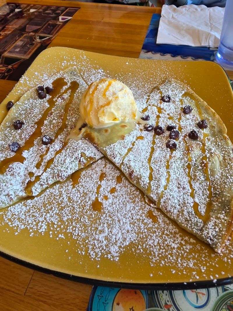 The Sweet Cr&ecirc;pes That Make Dessert Feel Like A Parisian Treat