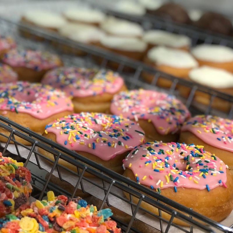 Baker's Dozen Coffee House & Bakery — Putnam