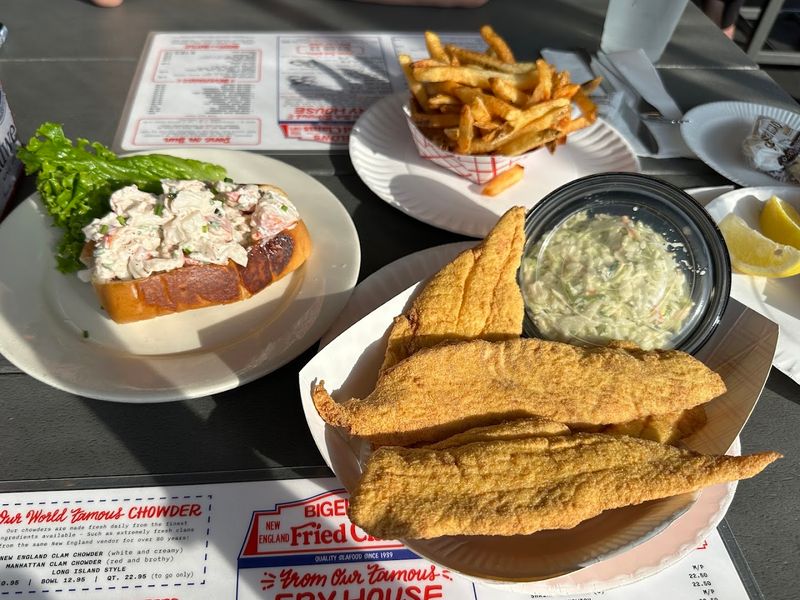 Bigelow's New England Fried Clams — Rockville Centre