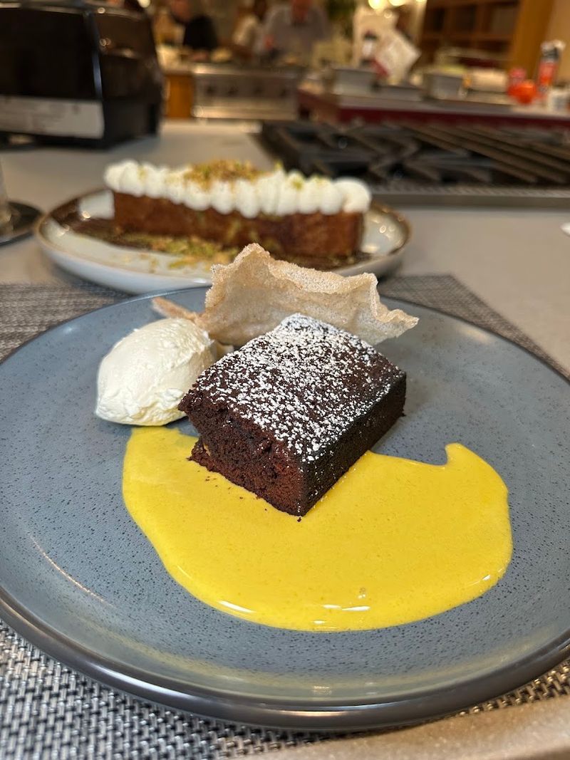 Hudson Table - Stamford