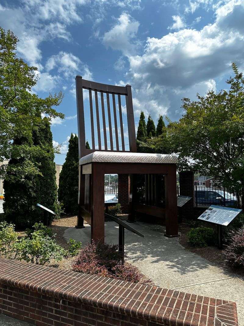 The Big Chair - Martinsville