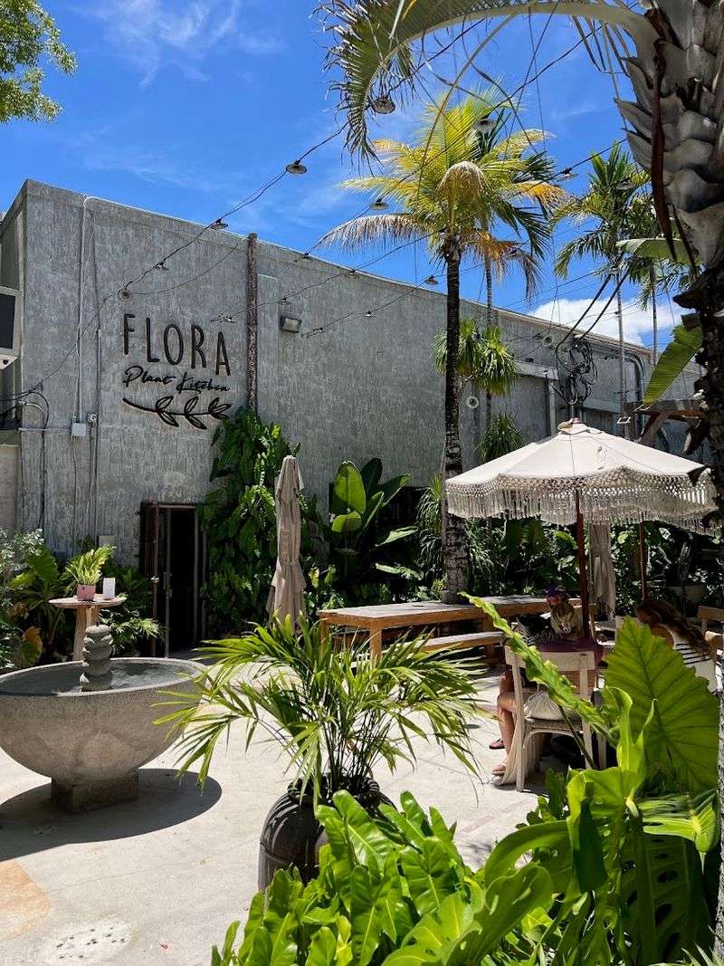 Flora - Miami