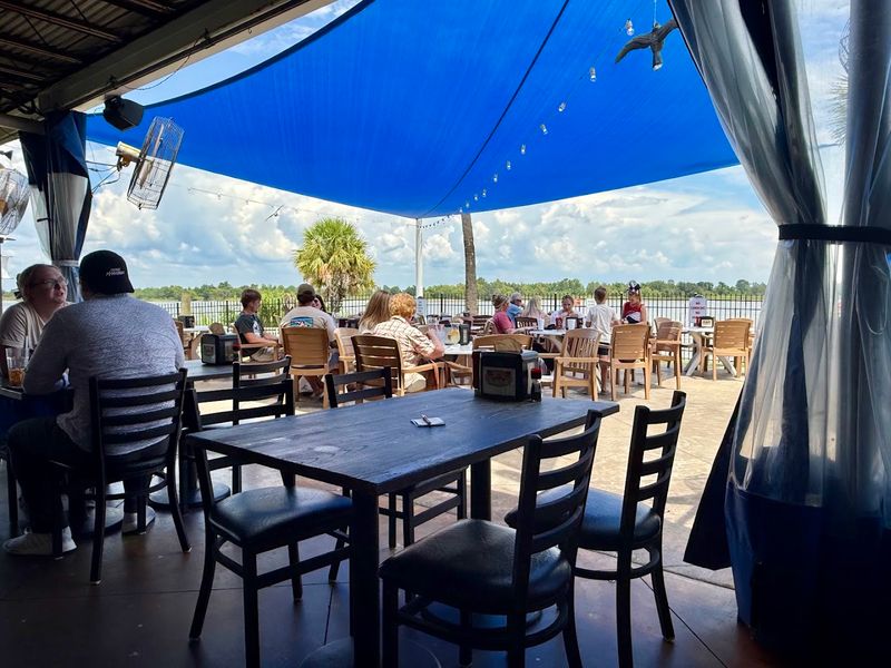 Neches River Wheelhouse &mdash; Port Neches