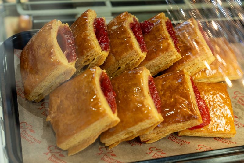 Pinecrest Bakery, Homestead, Miami-Dade County