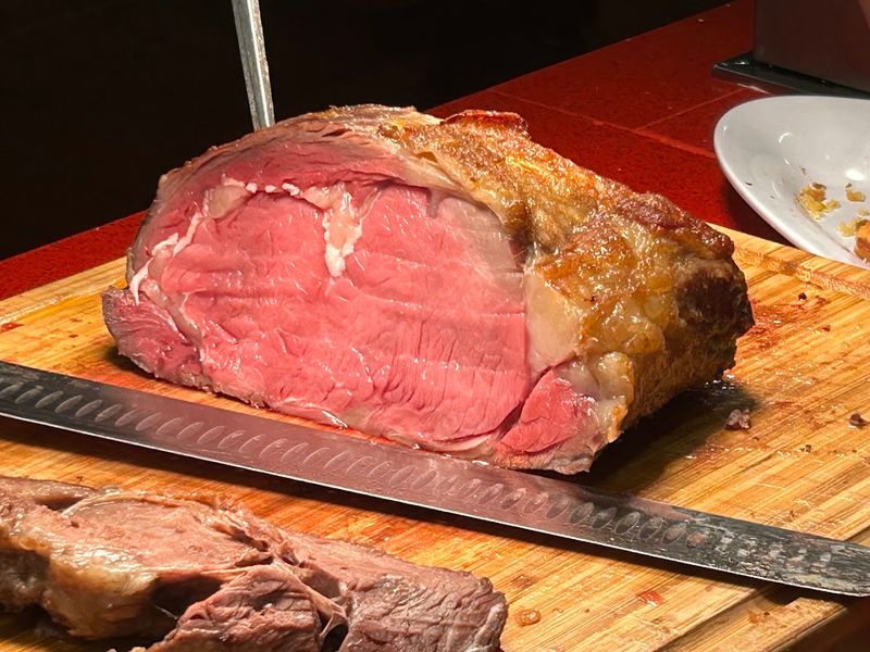 Prime Rib, Ribs, and Comfort Food Make It Easier for Groups to Agree