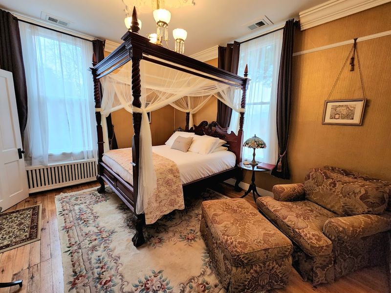 South Court Inn — Luray