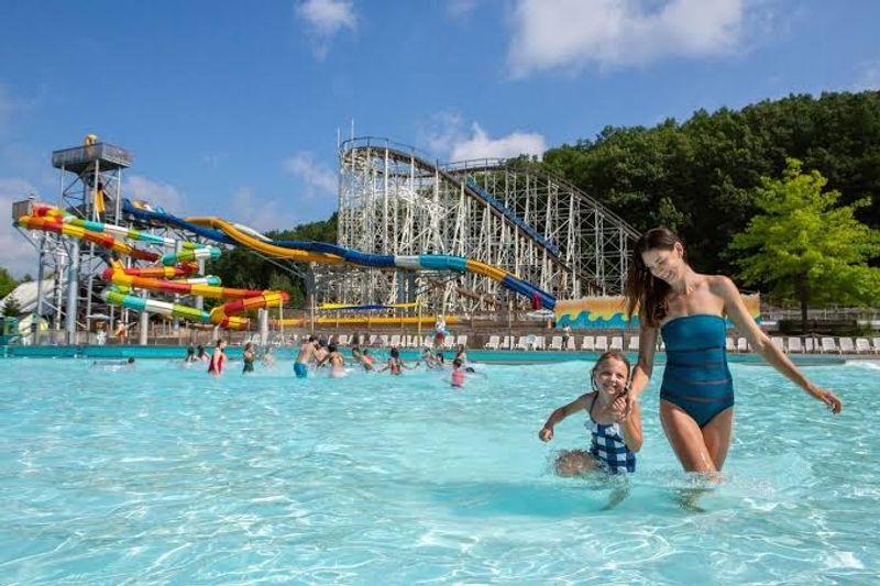 Great Escape Lodge & Indoor Waterpark