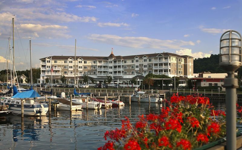 The Harbor Hotel Restaurant - Watkins Glen, Schuyler County