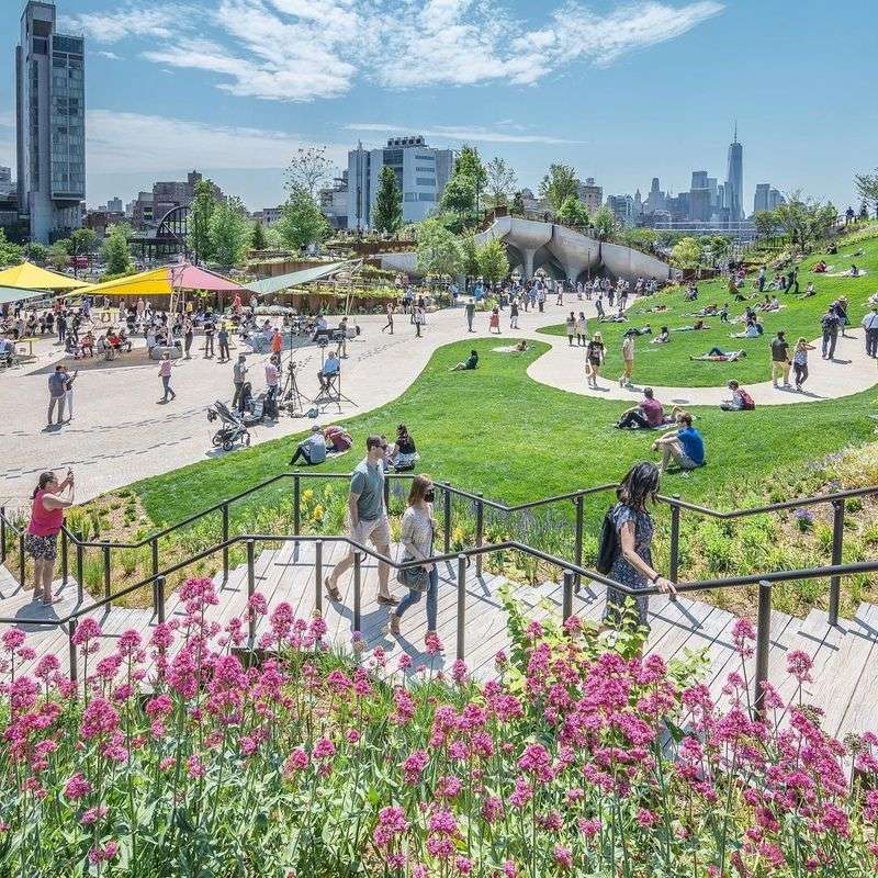 More Than 100 Species Of Trees And Plants Make Every Visit Look Different
