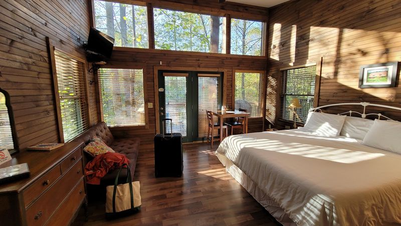 River's Edge Treehouse Resort &mdash; Robbinsville
