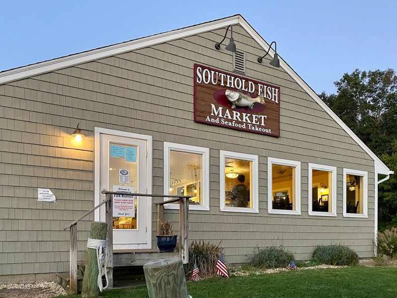 Southold Fish Market — Southold