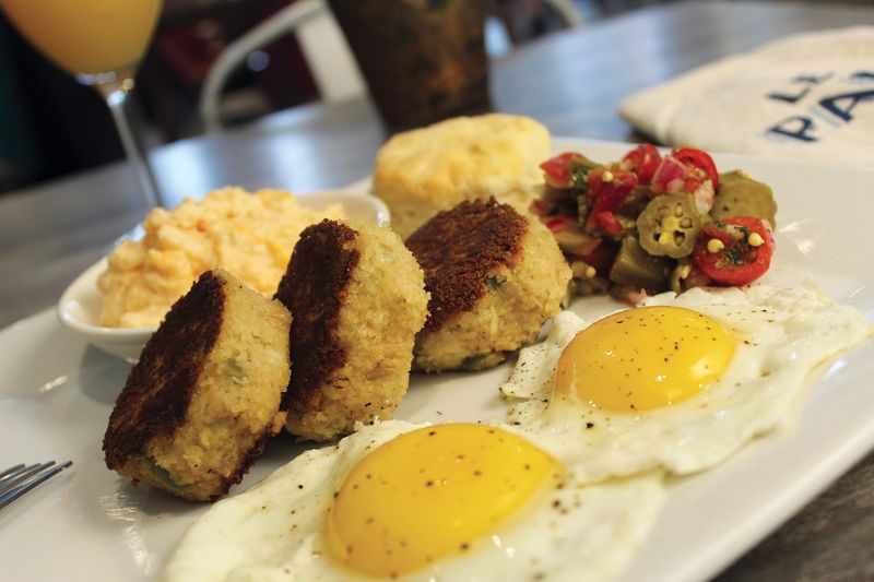A Breakfast Experience That Feels Like a Charleston Tradition