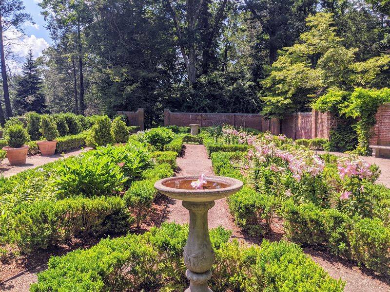 Echoes Of Estate History