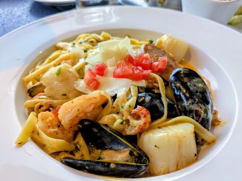 Fleet Landing Restaurant & Bar &mdash; Charleston