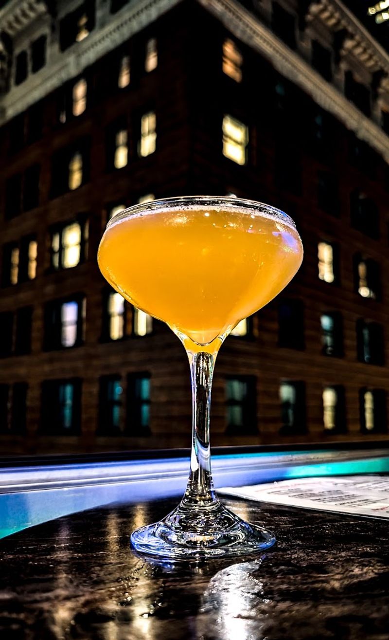 Apex Rooftop Bar and Lounge — Boston