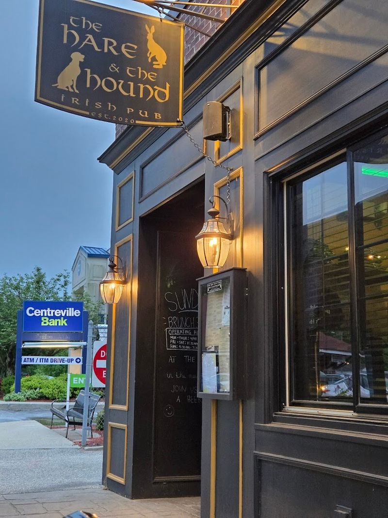 The Hare & The Hound &ndash; Putnam