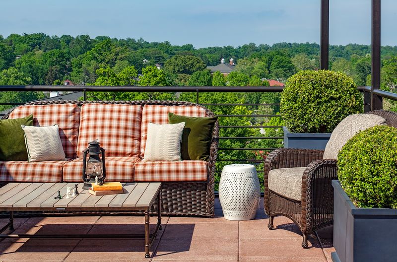 Trophy Room &ndash; Charlottesville
