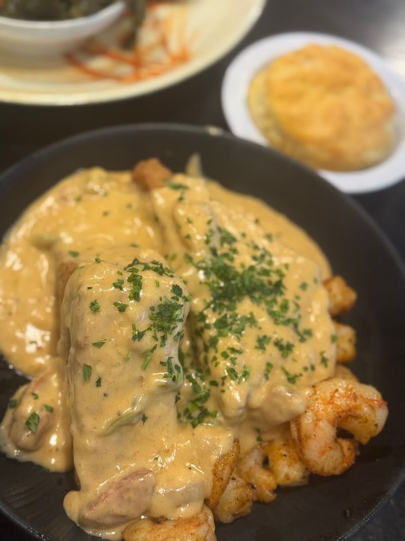 The Famous Shrimp and Grits That Keep Guests Coming Back