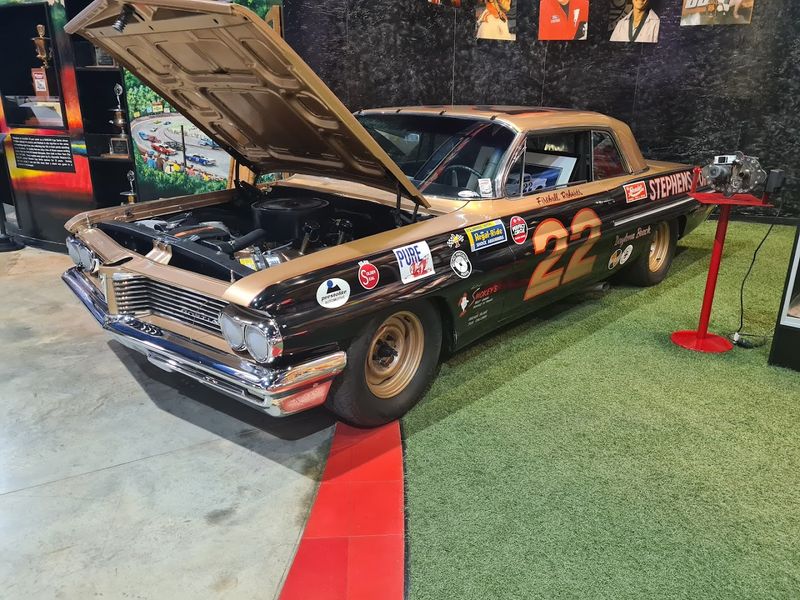 Vintage Race Cars That Steal the Show