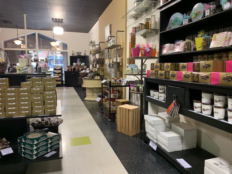 Wilbur Chocolate Retail Store - Lititz