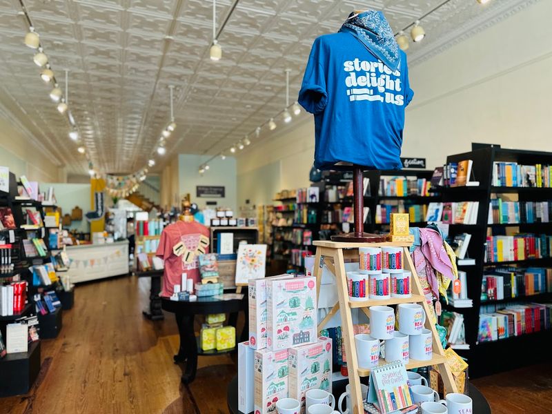 Booksellers Who Actually Know Books
