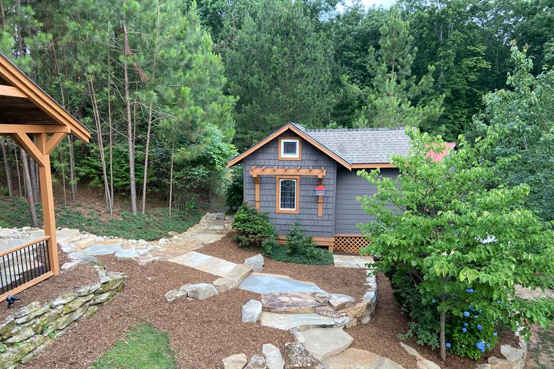 Butterfly Ridge Mountain Retreat B&B