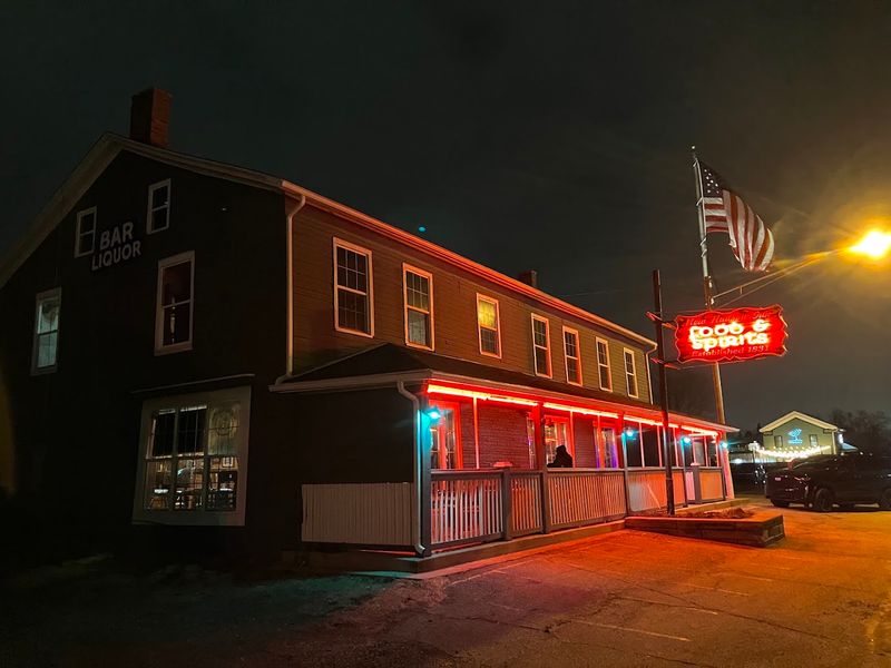 New Hudson Inn – New Hudson, Michigan