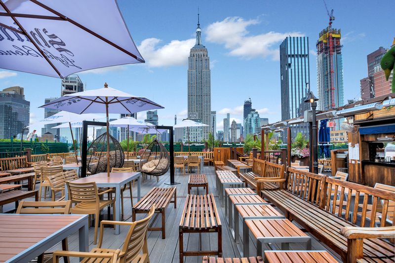 230 Fifth Rooftop Bar - New York City, New York County