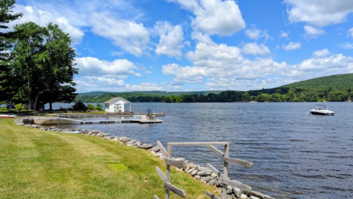 These 10 Connecticut Weekend Escapes Made Us Forget How Busy Life Had Become