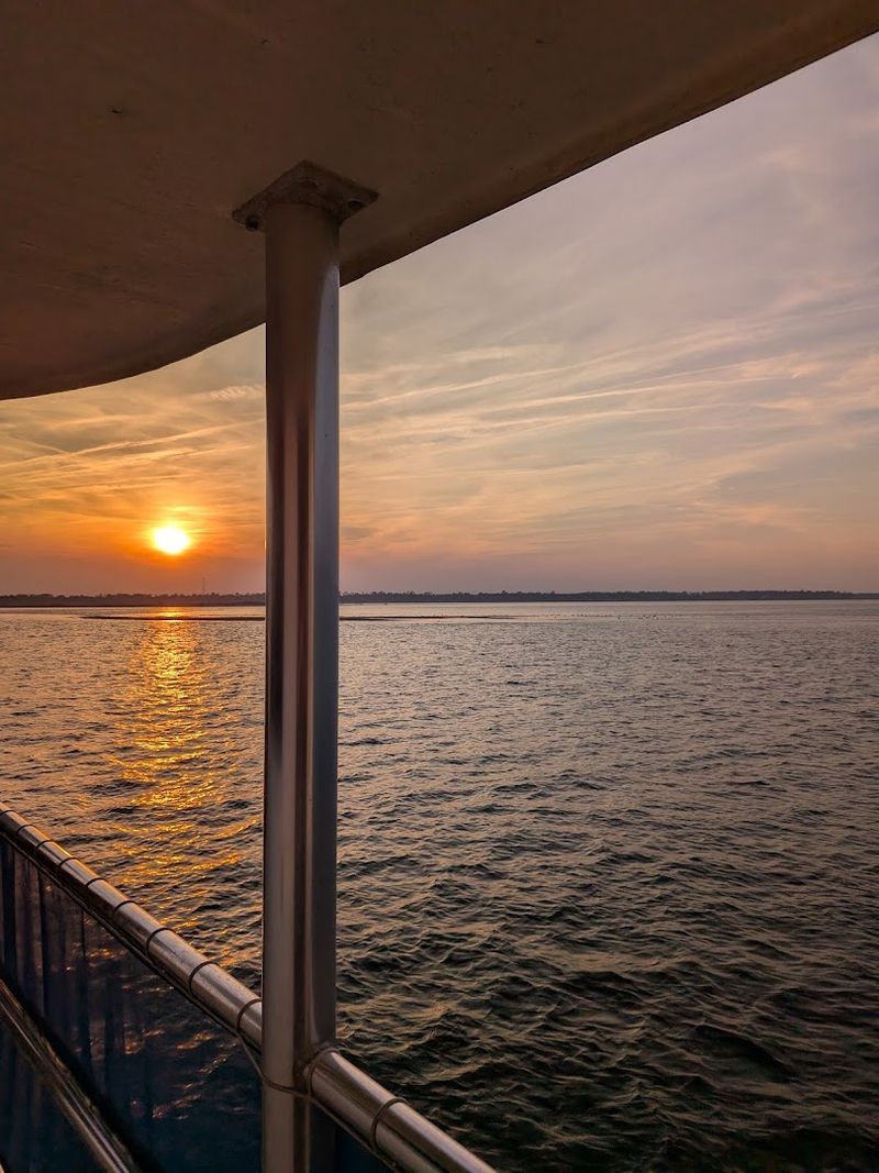 Island Hopper Cruises