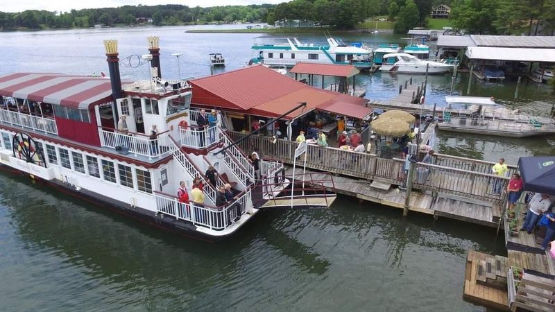 Virginia Dare Cruises & Marina
