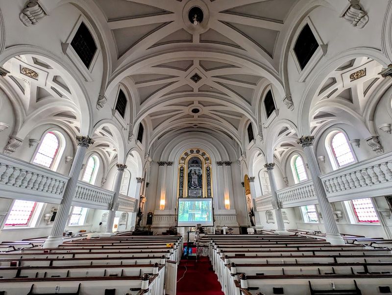 Old Dutch Church of Kingston &mdash; Kingston, New York (completed 1699)