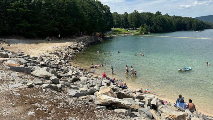 These 14 Affordable Places in South Carolina Prove Great Getaways Don’t Have to Cost a Fortune