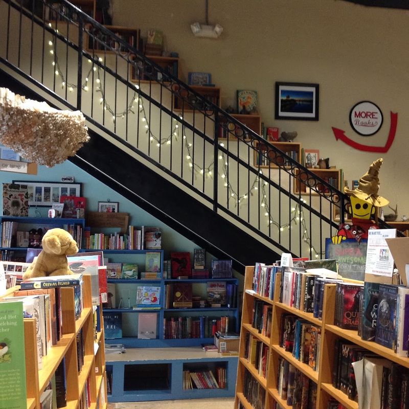 A Hidden Upstairs World Where Quiet Discovery Awaits