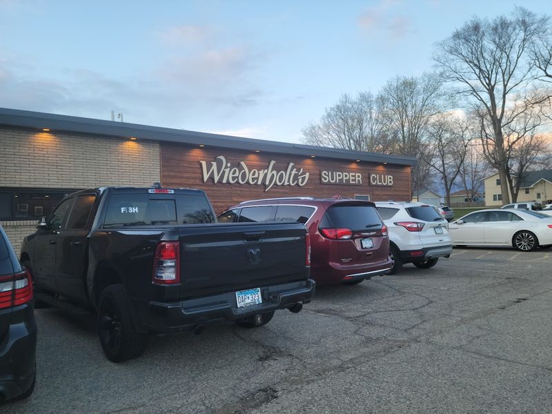 A Classic Minnesota Supper Club Experience