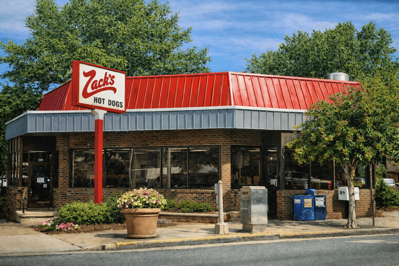 A Burlington Hot Dog Institution Since 1928