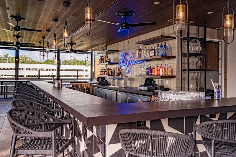 Visors Rooftop & Tailgate Bar &ndash; Gainesville