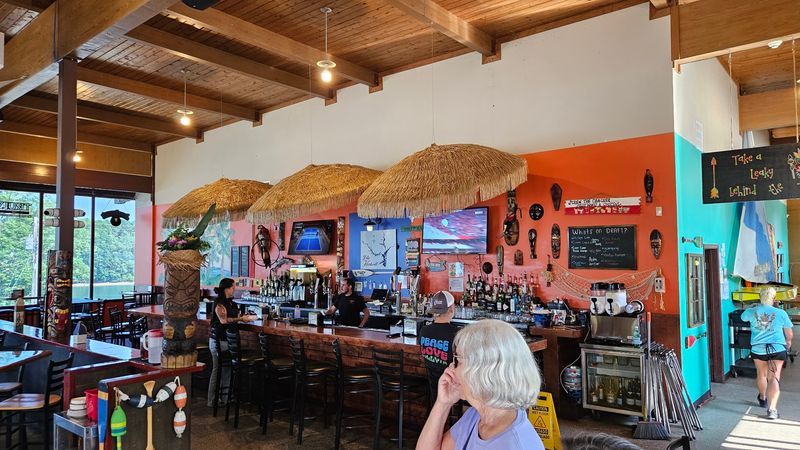 Tilly&rsquo;s Tiki Bar and Grill