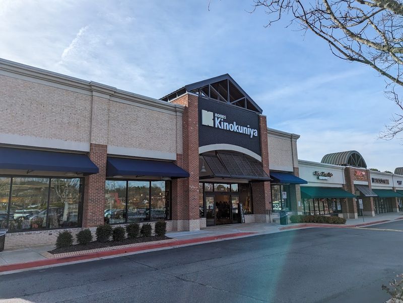 The Welcoming Vibe and Shopping Experience