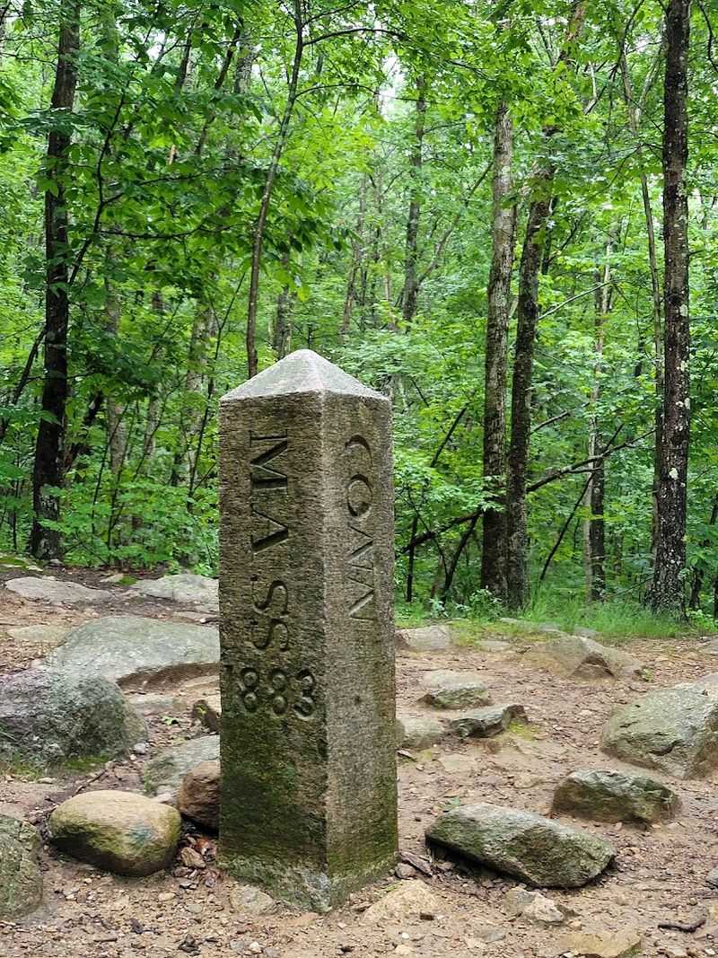 The MA-CT-RI Tri-State Marker
