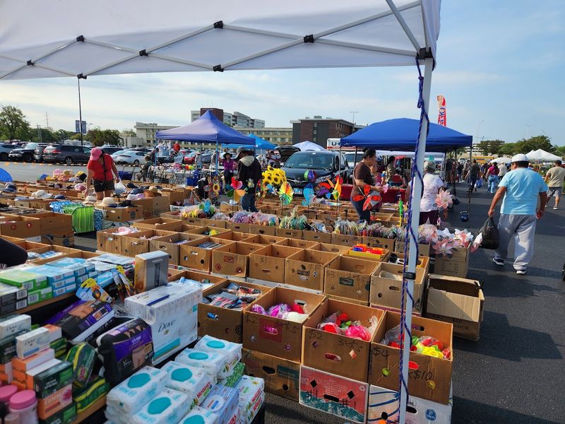 Wolff's Flea Market - Queensbury, Warren County