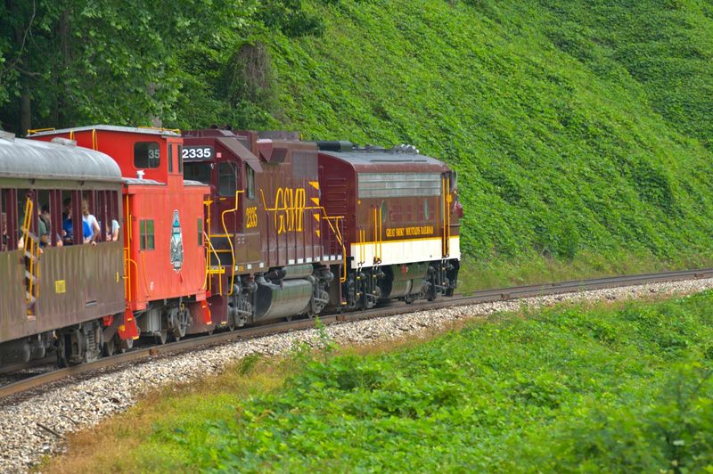 Great Smoky Mountains Railroad Uncorked Dinner Train – Bryson City