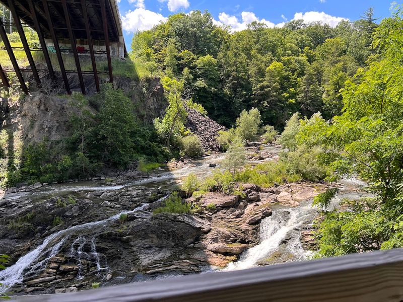 Albany County Helderberg-Hudson Rail Trail &mdash; Albany County
