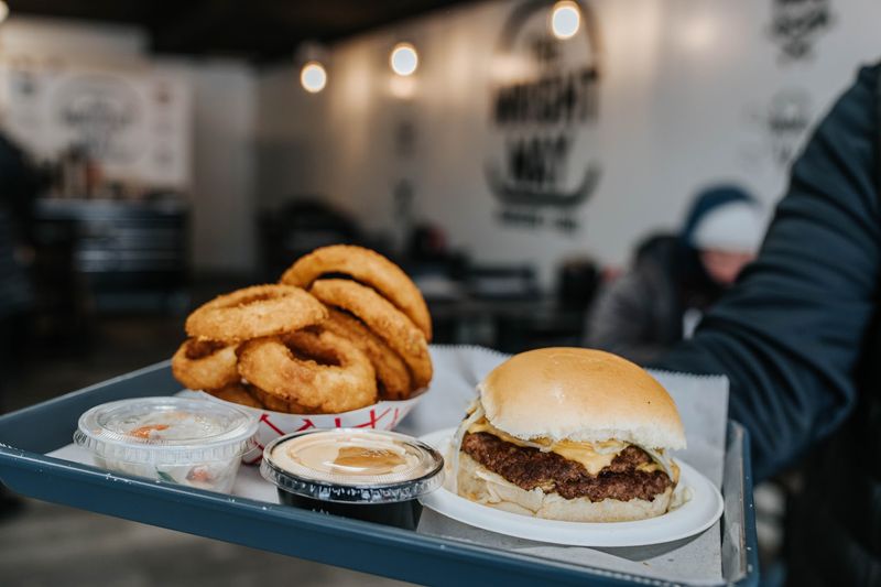 The Wright Way Burgers & BBQ - Hamden