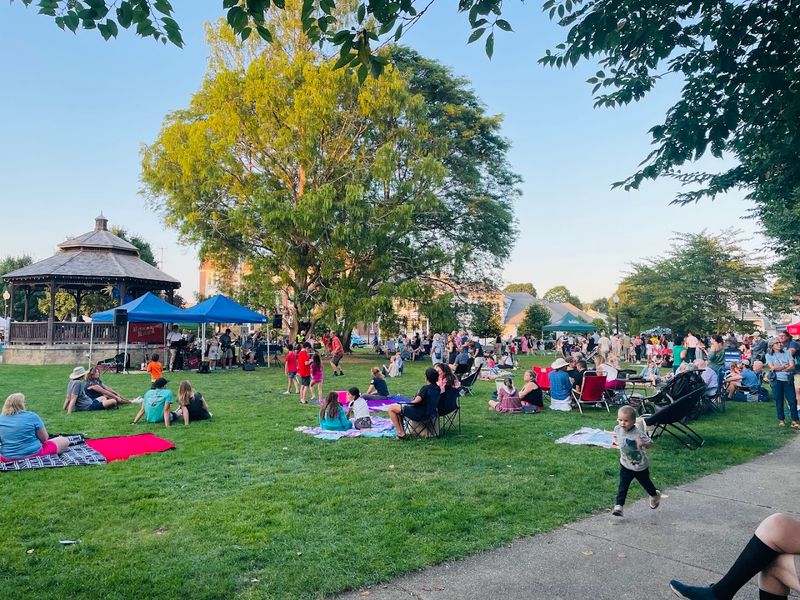 Natick Farmers Market