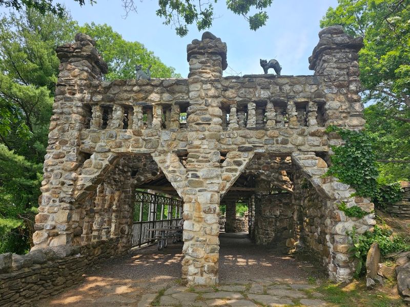 Gillette Castle State Park (East Haddam)