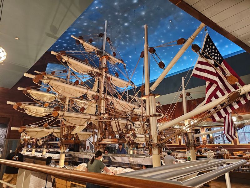 Captain George's Seafood Restaurant - Myrtle Beach