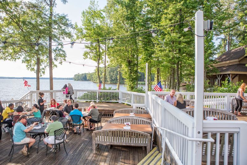 The Boathouse at Sunday Park, Richmond City